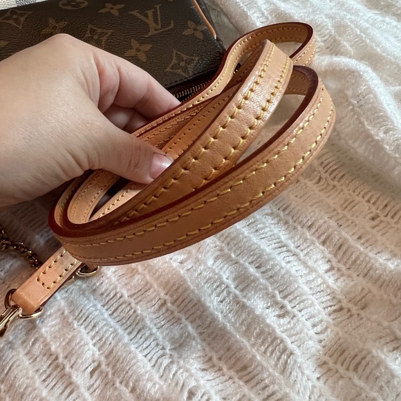 EVA AUTHENTIC LOUIS VUITTON BAG - Picture 11 of 16